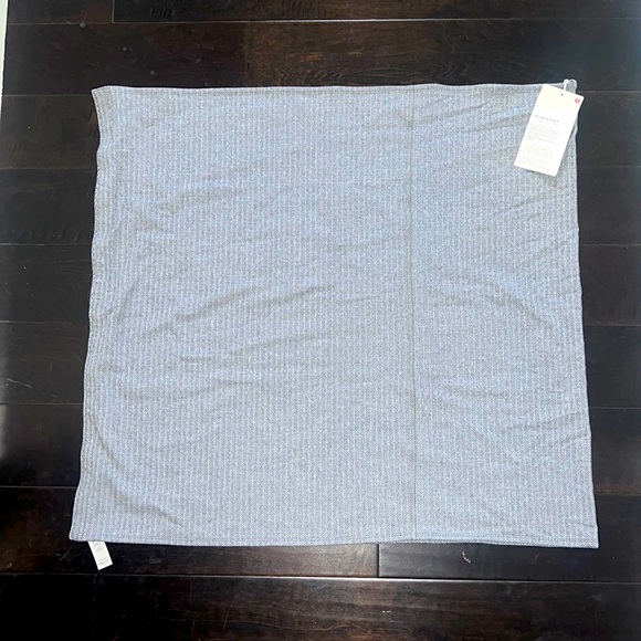 lululemon athletica Accessories - Lululemon Vinyasa Scarf